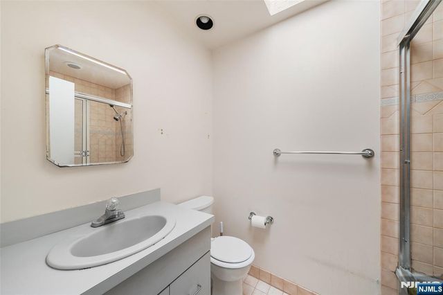 630 Woodland Avenue, Northvale, NJ 07647
