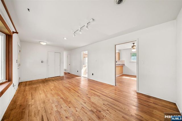 630 Woodland Avenue, Northvale, NJ 07647