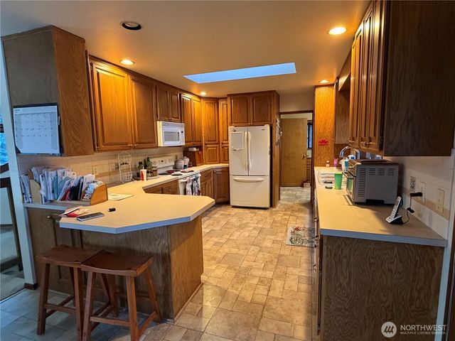 1501 N Grover Avenue, East Wenatchee, WA 98802