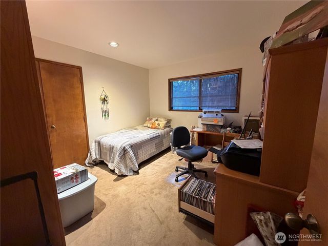 1501 N Grover Avenue, East Wenatchee, WA 98802