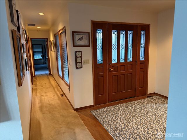 1501 N Grover Avenue, East Wenatchee, WA 98802