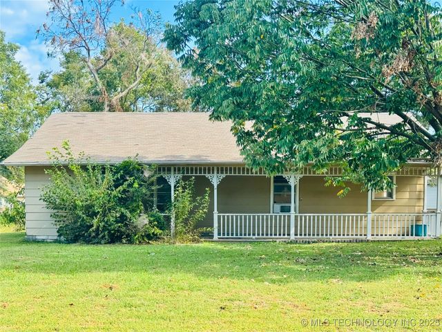 104 W 7th Street, Claremore, OK 74017