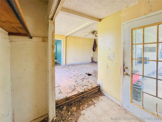 104 W 7th Street, Claremore, OK 74017