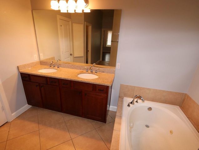 28238 Daystrom Lane, Katy, TX 77494