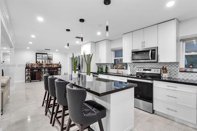 24655 SW 212th Ave, Homestead, FL 33031