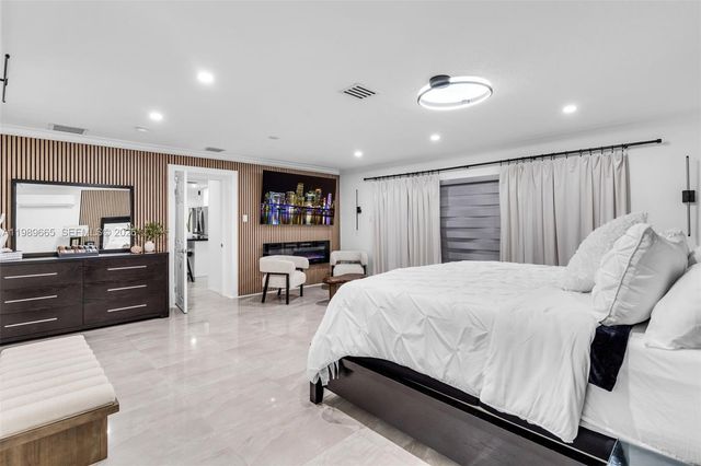 24655 SW 212th Ave, Homestead, FL 33031