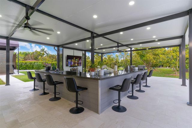 24655 SW 212th Ave, Homestead, FL 33031