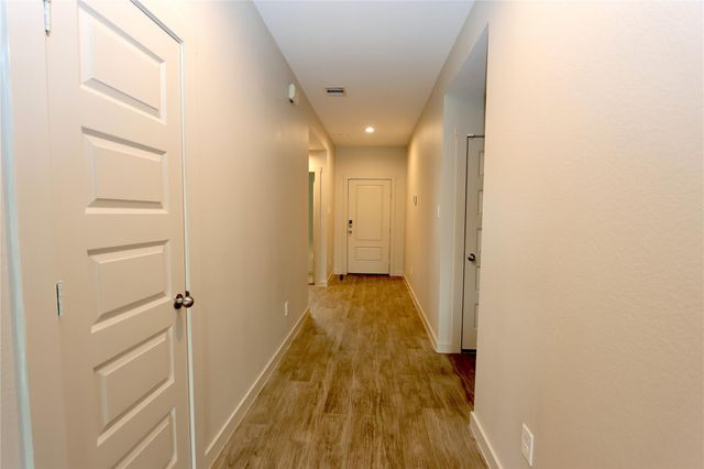 8215 Brahman Lane, Rosharon, TX 77583