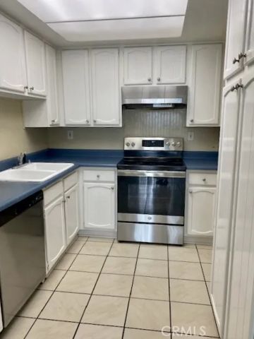 8105 Redlands Street 107, Playa Del Rey, CA 90293