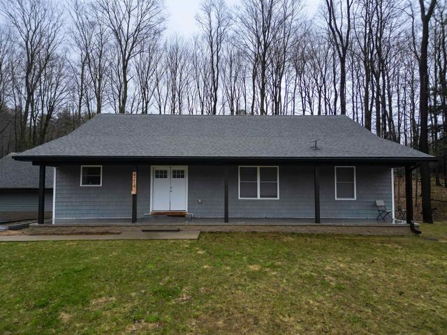 4214 Antioch Drive, Mesick, MI 49668