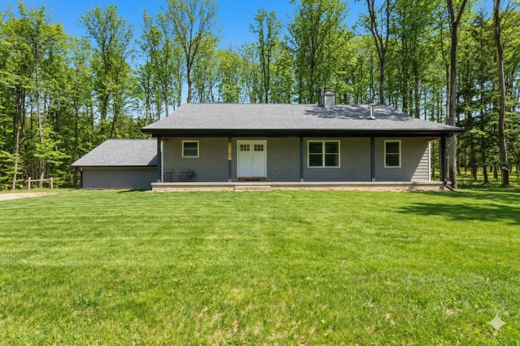 4214 Antioch Drive, Mesick, MI 49668