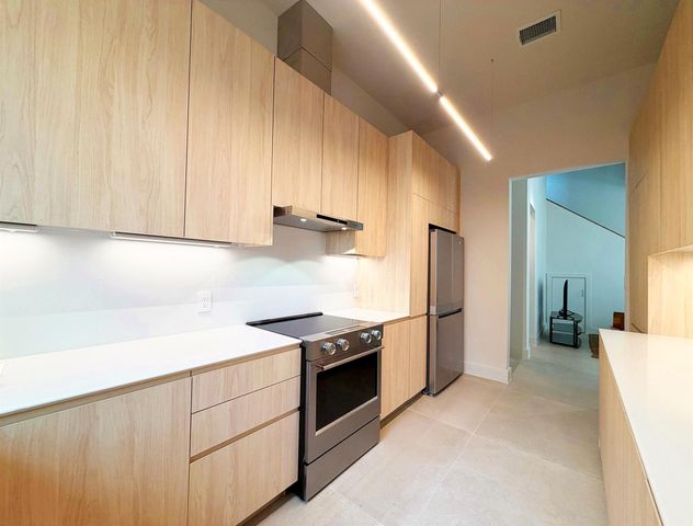 3514 Mount Vernon Street, Houston, TX 77006