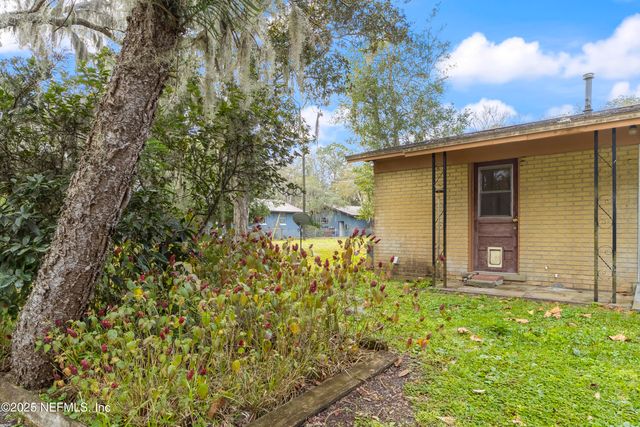 380 CEDAR CREEK Road, Palatka, FL 32177