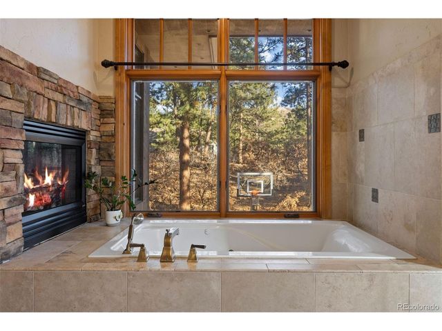 633 Castle Pines Dr S, Castle Rock, CO 80108