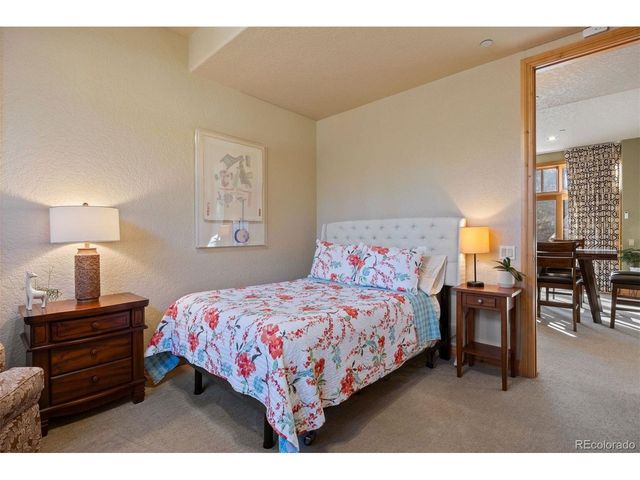 633 Castle Pines Dr S, Castle Rock, CO 80108