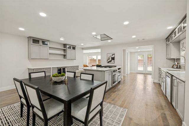 2006 Marydale Drive, Dallas, TX 75208