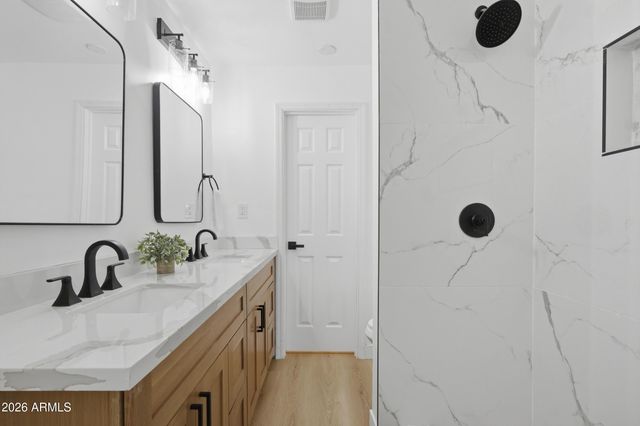 3216 E PIERCE Street, Phoenix, AZ 85008