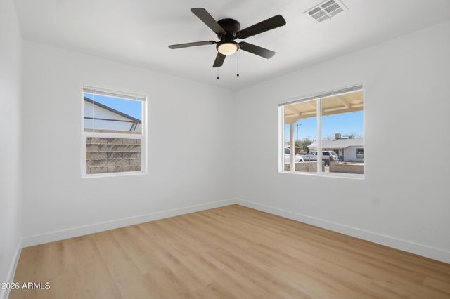 3216 E PIERCE Street, Phoenix, AZ 85008