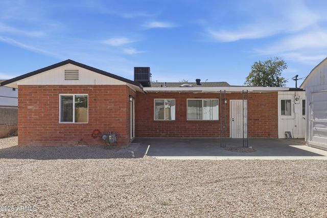 3216 E PIERCE Street, Phoenix, AZ 85008