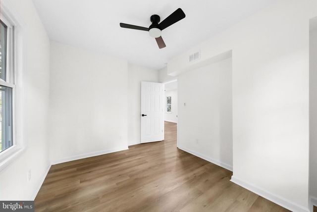 865 N READ AVE, Runnemede, NJ 08078