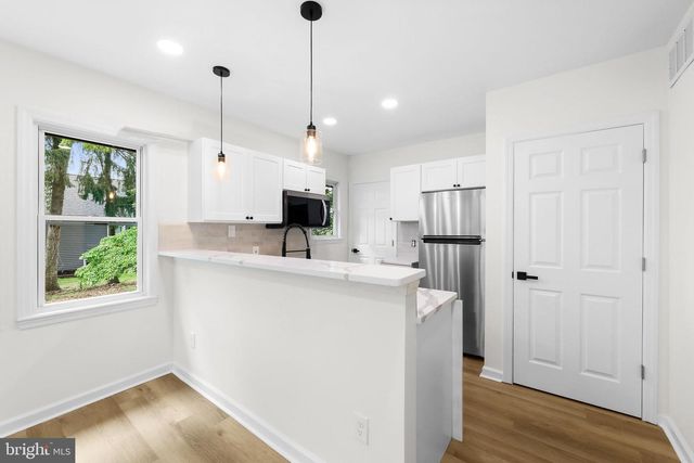 865 N READ AVE, Runnemede, NJ 08078