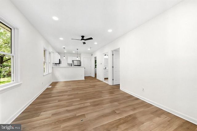 865 N READ AVE, Runnemede, NJ 08078