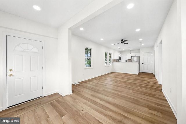 865 N READ AVE, Runnemede, NJ 08078