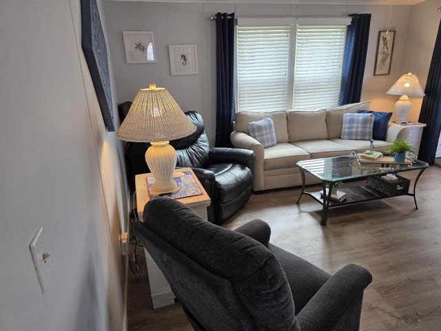 8524 Viburnum Court, Port St. Lucie, Port St Lucie, FL 34952