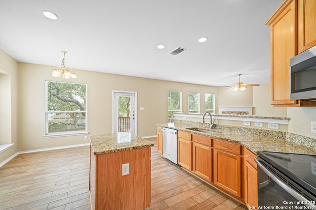 137 Red Hawk Ridge, San Antonio, TX 78258