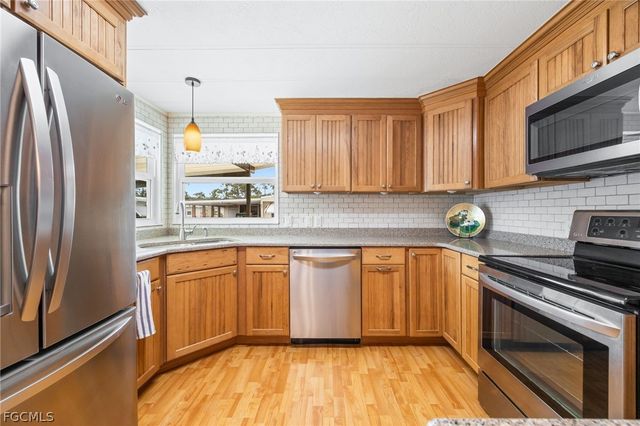 447 Snead DR, North Fort Myers, FL 33903