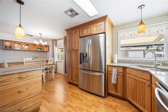 447 Snead DR, North Fort Myers, FL 33903