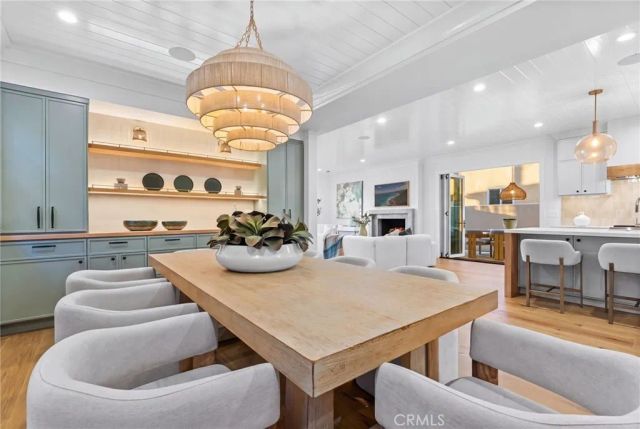 327 Amethyst, Newport Beach, CA 92662