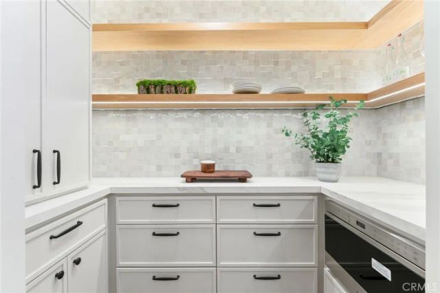 327 Amethyst, Newport Beach, CA 92662