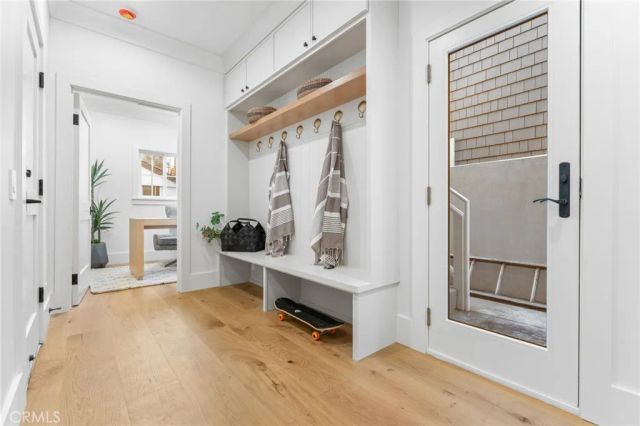 327 Amethyst, Newport Beach, CA 92662