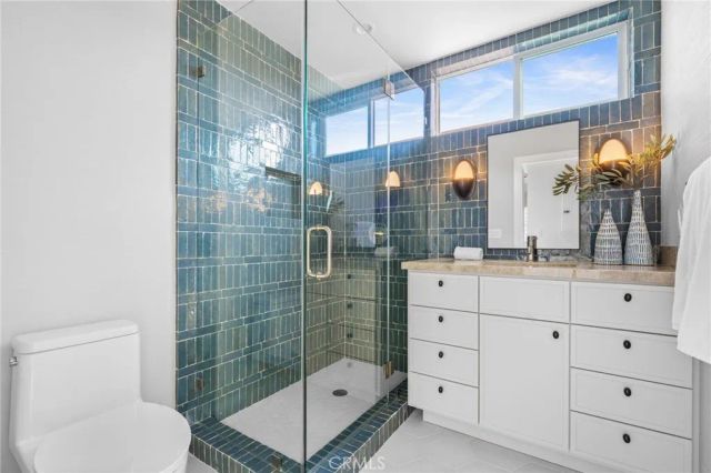 327 Amethyst, Newport Beach, CA 92662