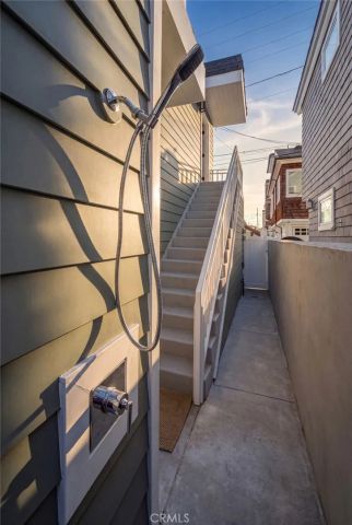 327 Amethyst, Newport Beach, CA 92662
