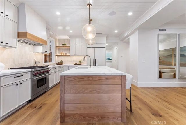327 Amethyst, Newport Beach, CA 92662
