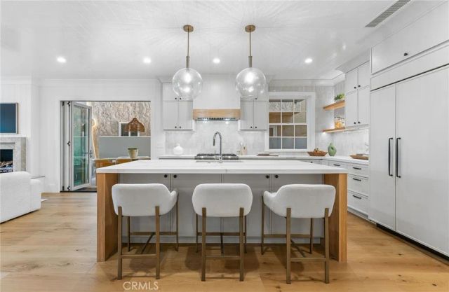 327 Amethyst, Newport Beach, CA 92662