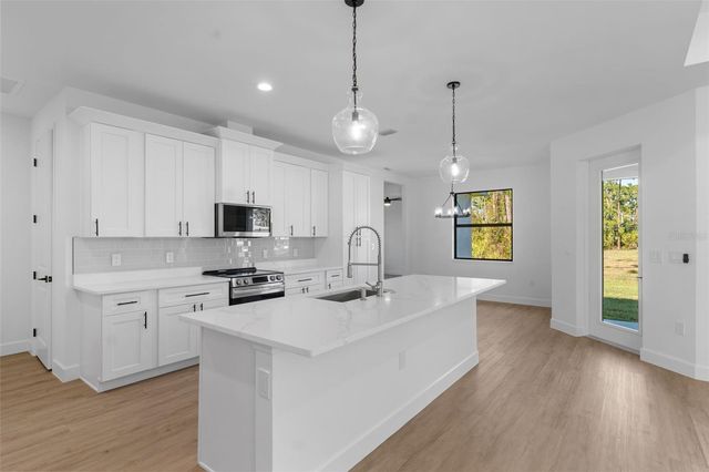 1566 KNOTTY PINE AVENUE, North Port, FL 34288