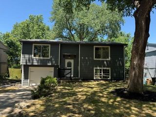 2533 Bonanza Street, Lawrence, KS 66046