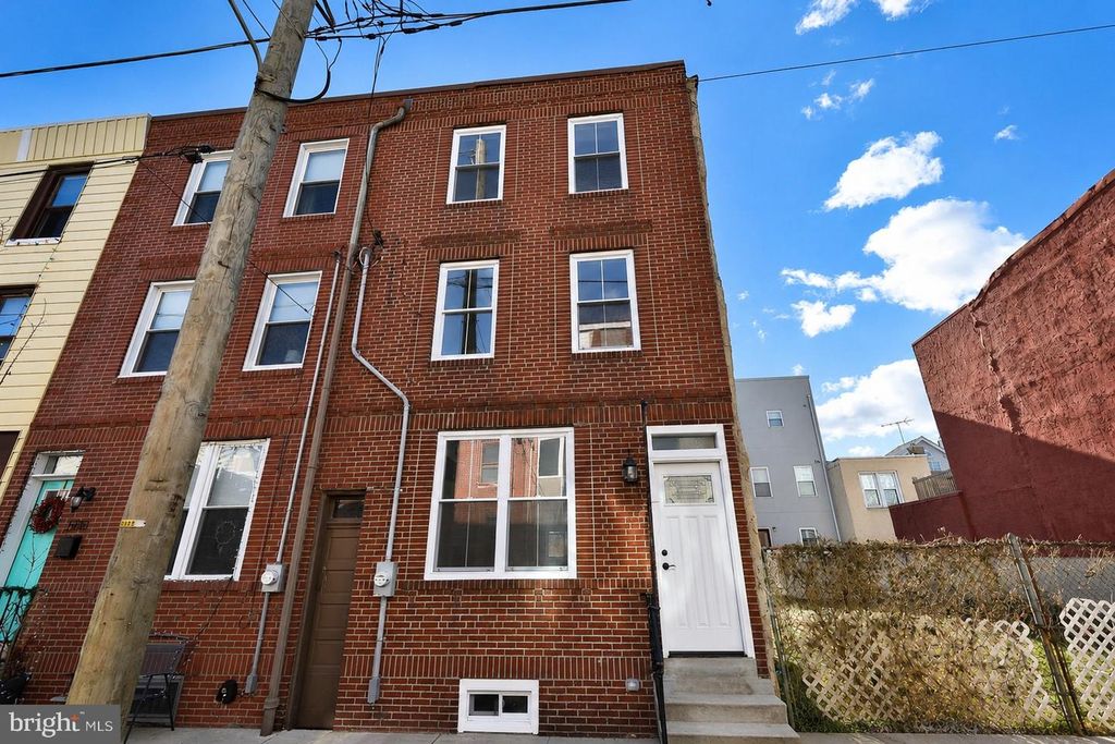 510 MANTON ST, PHILADELPHIA, PA 19147 — exterior
