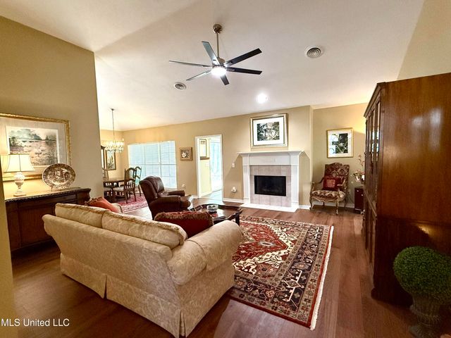 106 Cowles Creek Road, Clinton, MS 39056