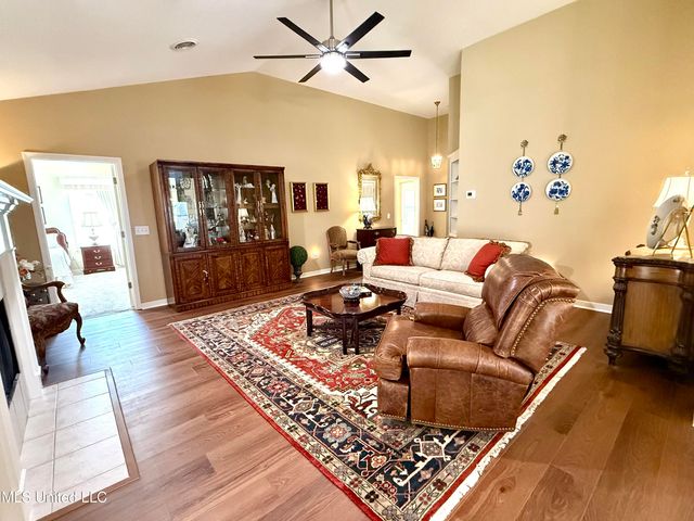 106 Cowles Creek Road, Clinton, MS 39056