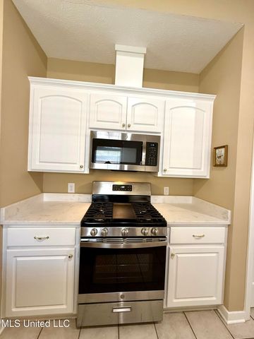 106 Cowles Creek Road, Clinton, MS 39056