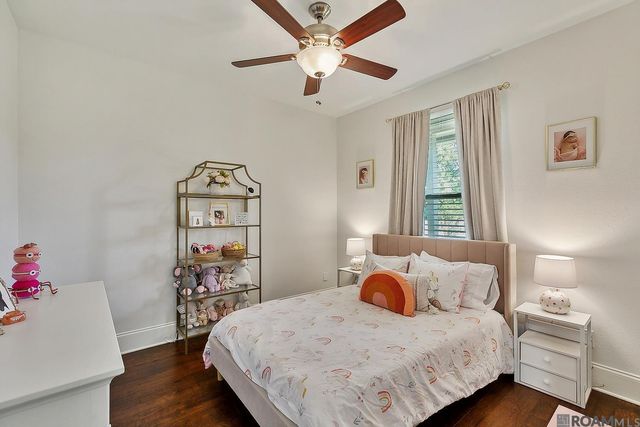 12221 Hampton Village Ave, Central, LA 70818