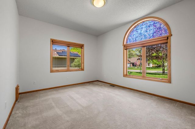 15002 Avocet Street NW, Andover, MN 55304