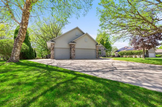 15002 Avocet Street NW, Andover, MN 55304
