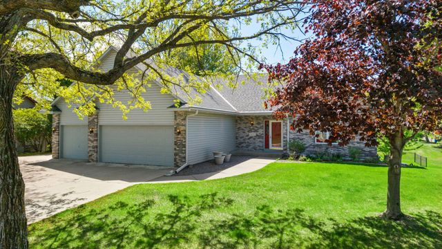 15002 Avocet Street NW, Andover, MN 55304