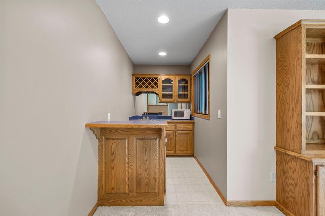 15002 Avocet Street NW, Andover, MN 55304