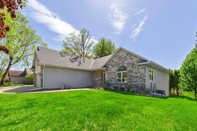 15002 Avocet Street NW, Andover, MN 55304